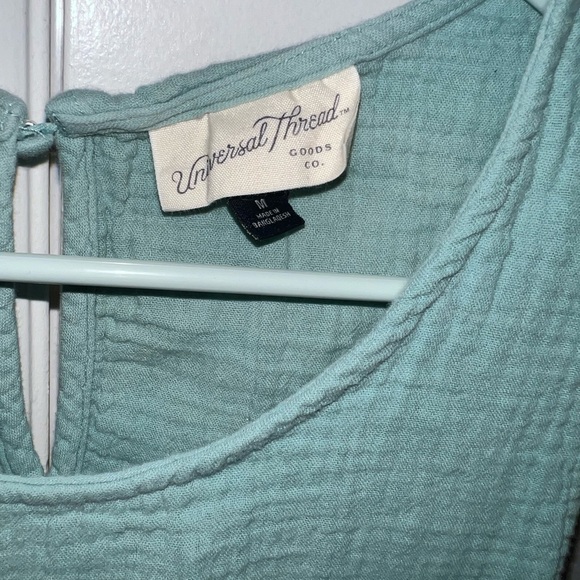 Universal Threads, women’s dresses and all in size M. - Picture 2 of 6